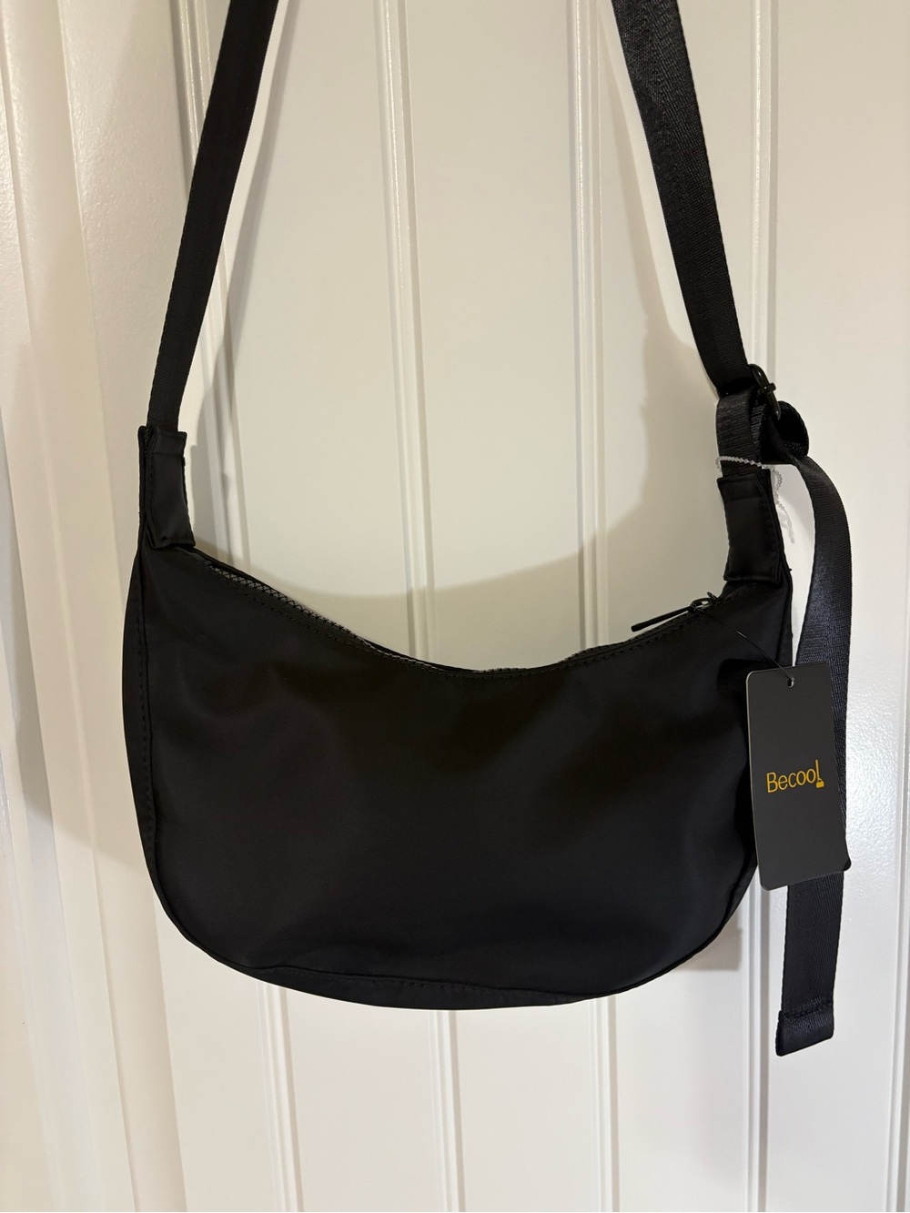 BE COOL Black Crescent Shoulder Bag